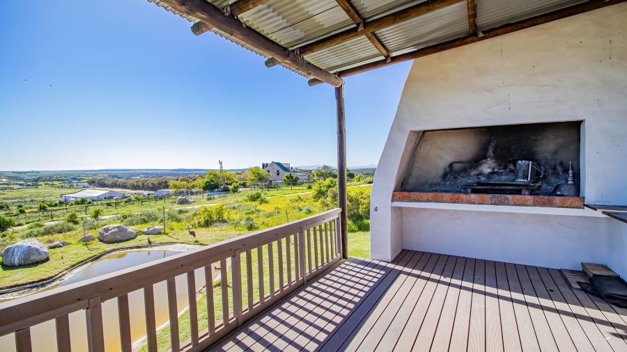 5 Bedroom Property for Sale in Long Acres Country Estate Western Cape